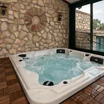 Σπίτι διακοπών Stunning In With Jacuzzi *
