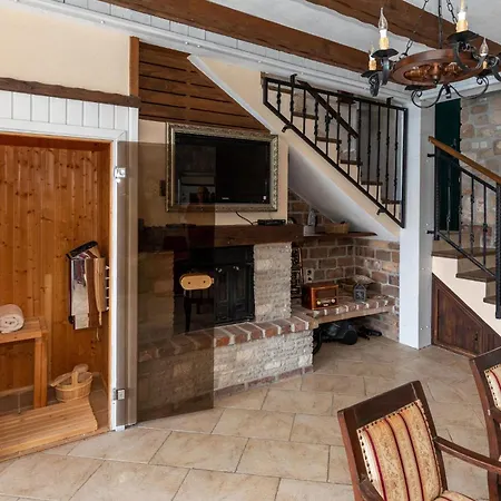 Ferienhaus Stunning In With Jacuzzi