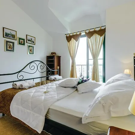 Stunning In With Jacuzzi Klek