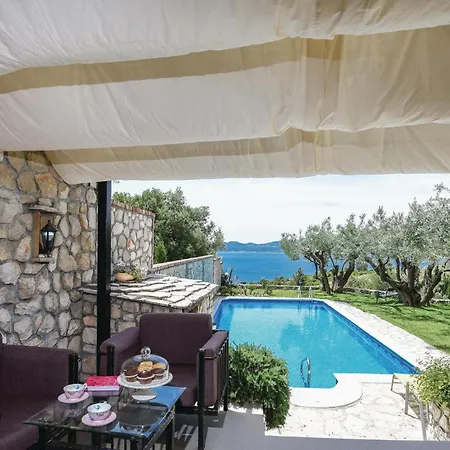 Stunning In With Jacuzzi