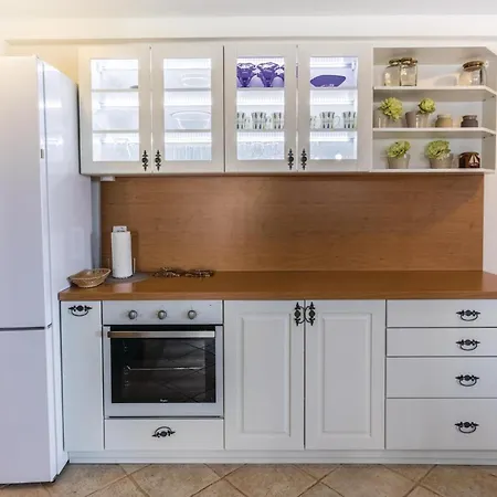 Stunning In With Jacuzzi