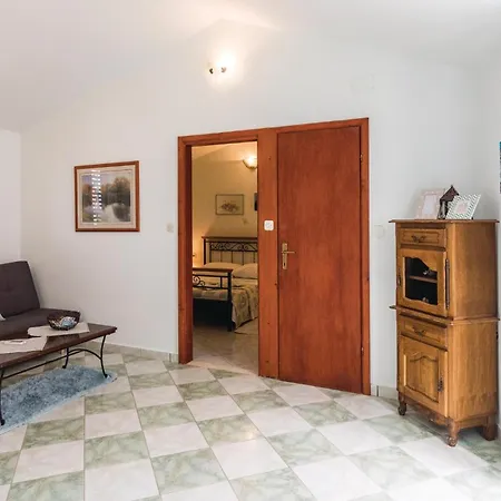 Stunning In With Jacuzzi Casa de Férias Klek